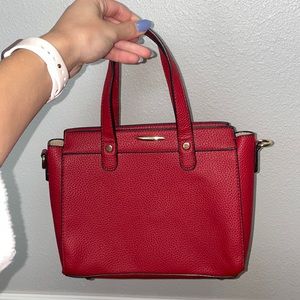 Red small hand bag, good condition:)